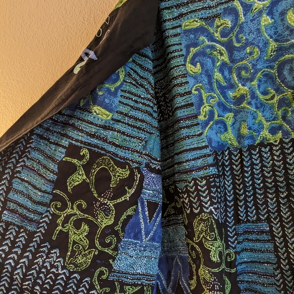 N.Y.P.L Collection Floral Embroidery Knitted Cardigan Black Blue 3X - Picture 4 of 5